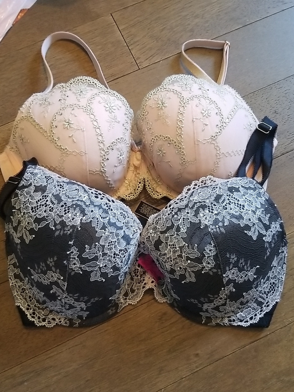Victoria's Secret Dream Angel Bras Embroidered Black And Pinkish
